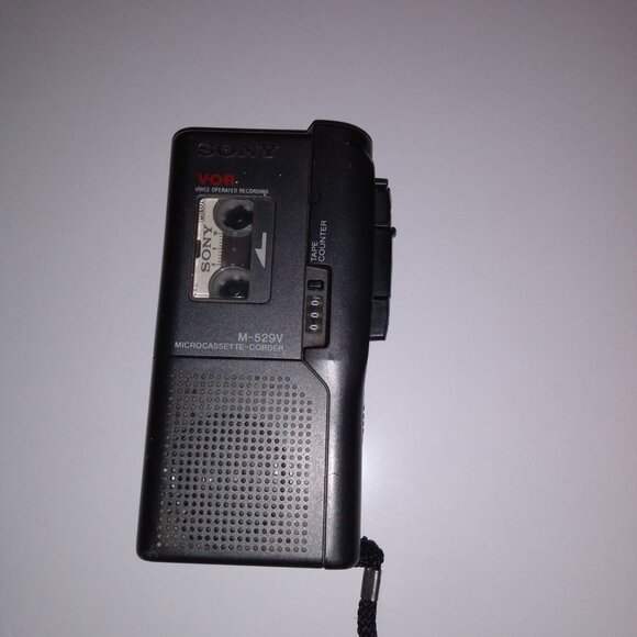 Sony M-529V Microcassette-Corder, a handheld voice recorder - Picture 1 of 3
